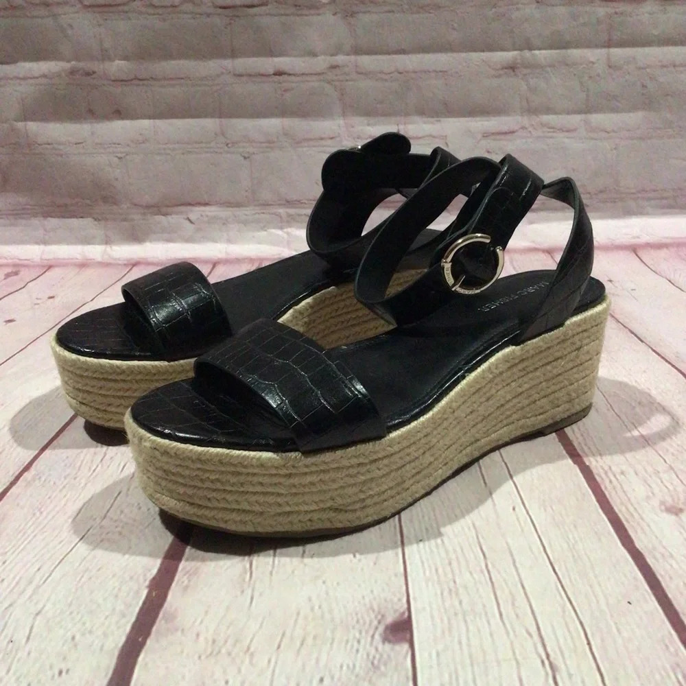 Marc Fisher Black Faux Leather Platform Sandals - Size 9